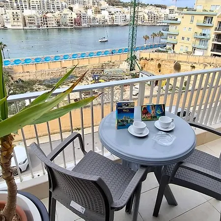 Daire Seafront - Balcony Over The Harbour