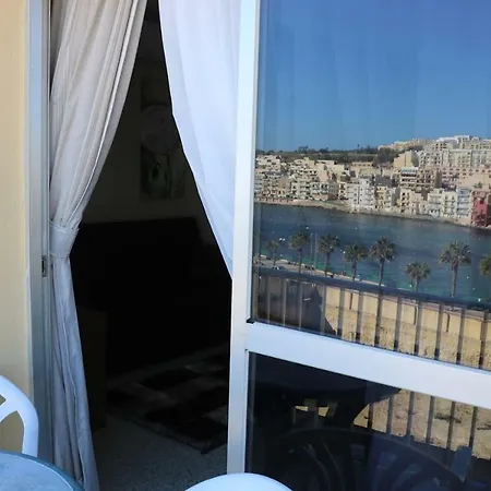 Apartment Sea Front Marsaskala