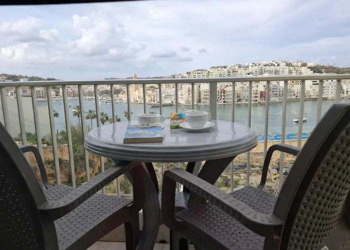 Seafront - Balcony Over The Harbour *