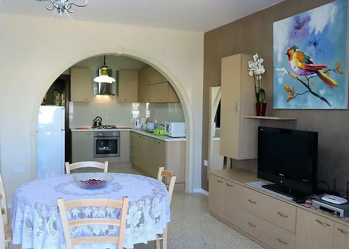 Apartament Seafront - Balcony Over The Harbour